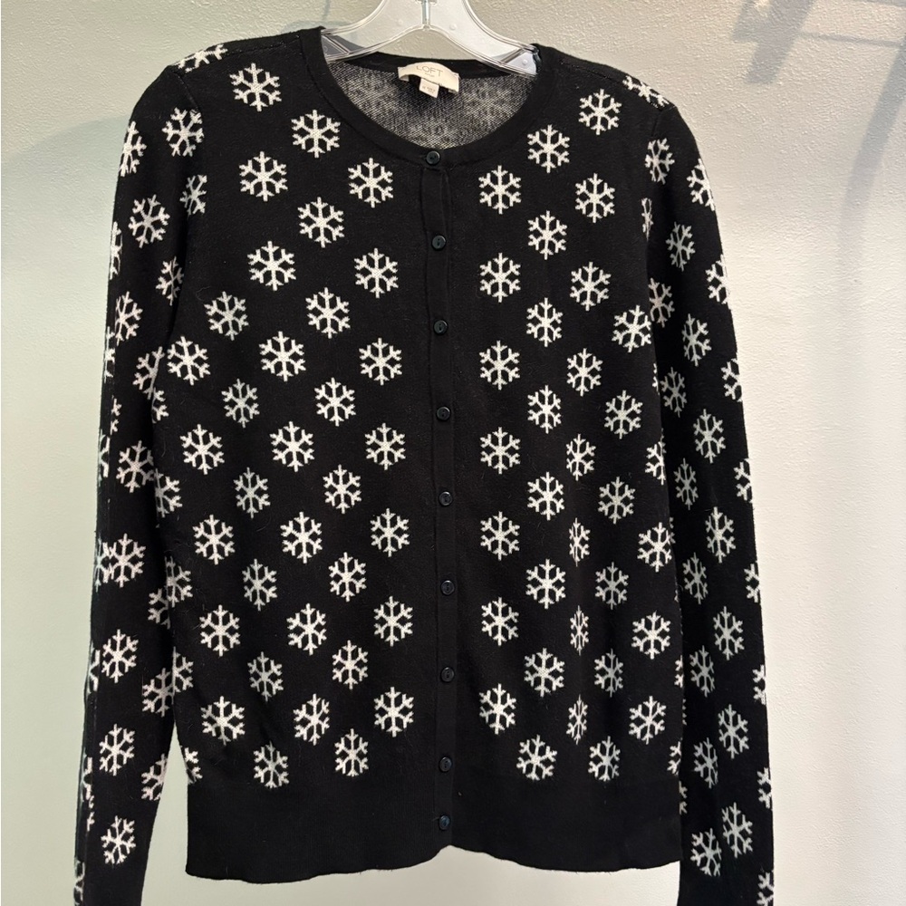 LOFT Black and White Snowflake Cardigan